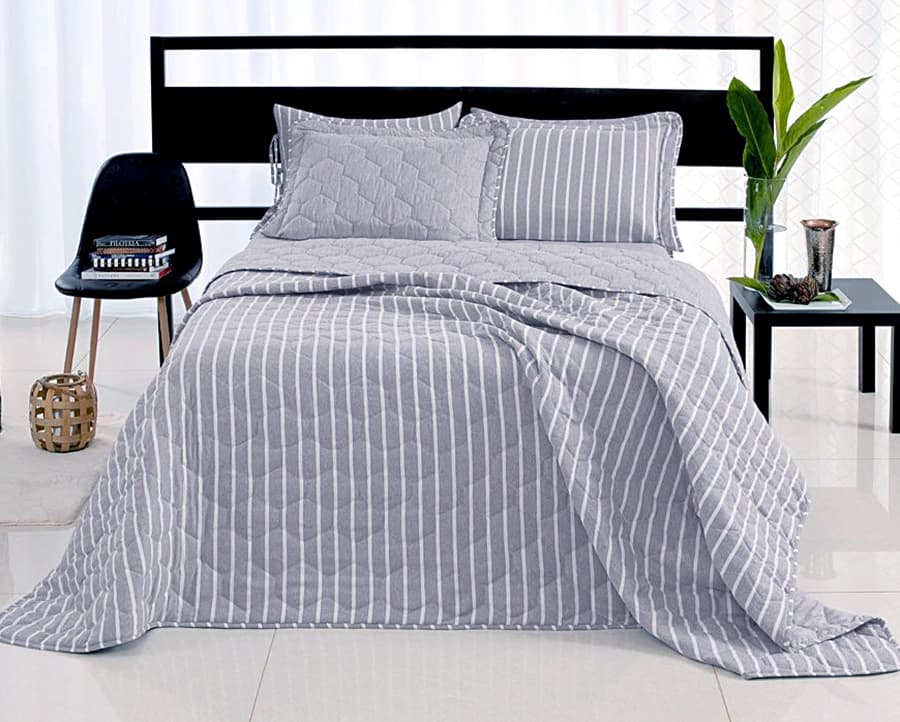 Colcha de Matelassê Chambrê Queen com 2 Porta Travesseiros - Lavive