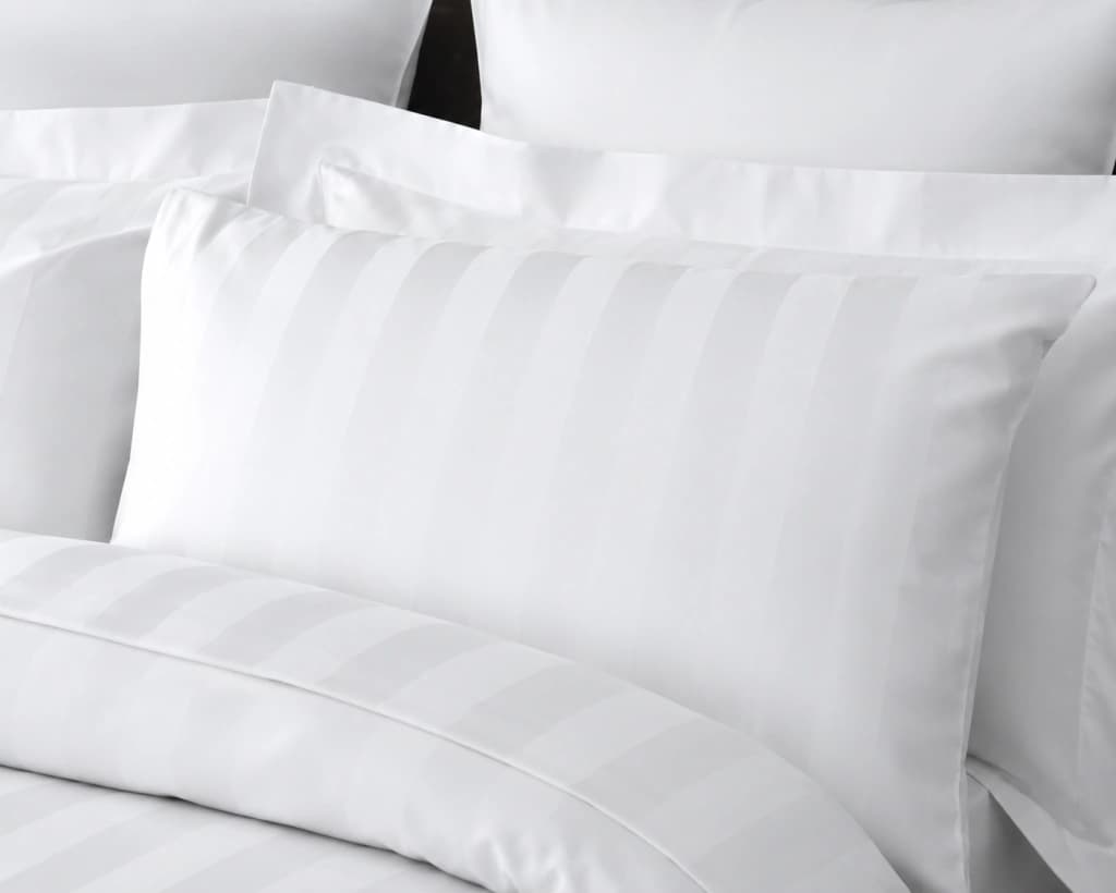 Fronha Hotel Striped 600 Fios Muguet Home — 50x70