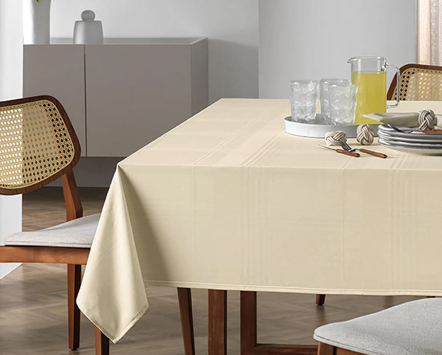 Toalha de Mesa Karsten Celebration Fragnani - Retangular - 1.80x2.70m