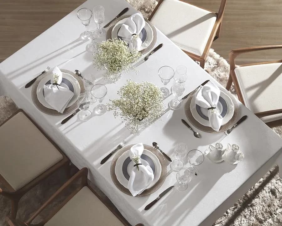 Toalha de Mesa Karsten Celebration Sienna - Quadrada - 1.80x1.80m