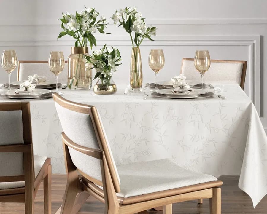 Toalha de Mesa Karsten Celebration Veríssimo - Retangular - 1.60x3.20m