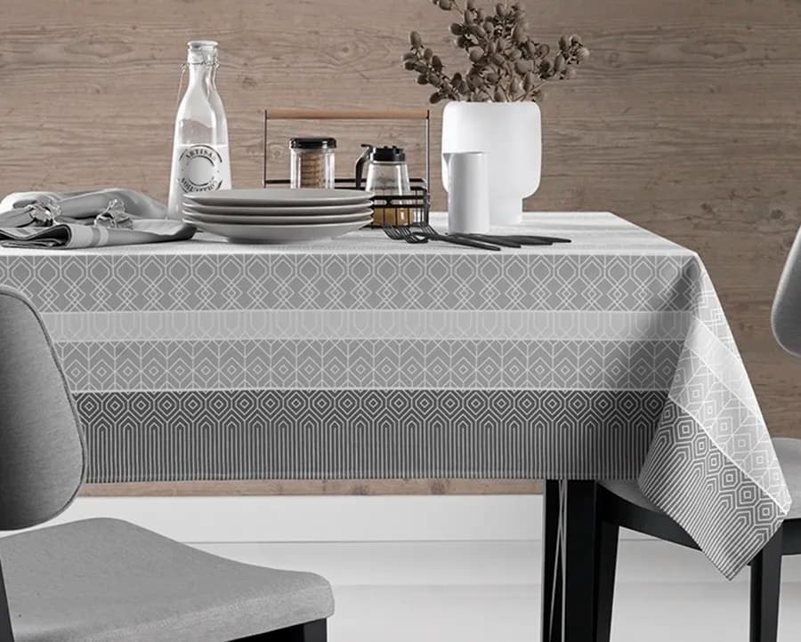 Toalha de Mesa Karsten Dalmeni - Retangular - 1.40x2.50m