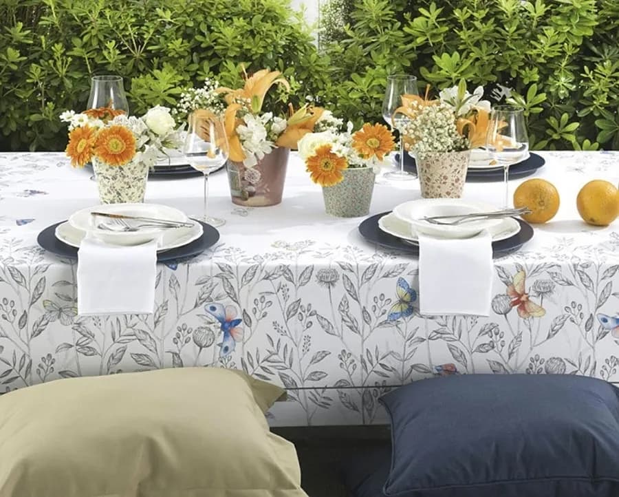 Toalha de Mesa Karsten Sempre Limpa Dafne - Quadrada - 1.60x1.60m