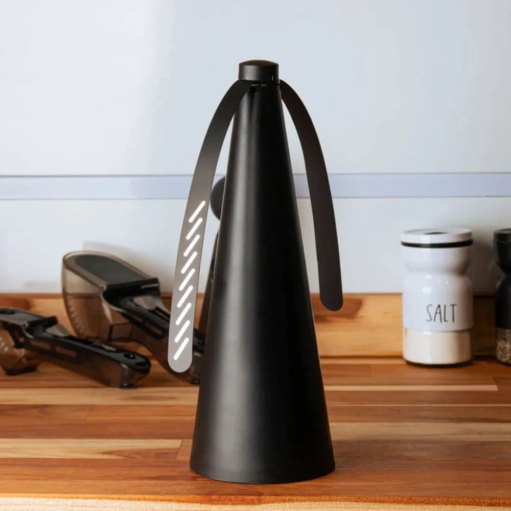 Ventilador Repelente de Mesa Preto - Lyor