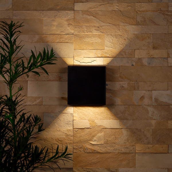 Arandela de Parede Externa Articulada IP65 LED Amarelo Focus Gaya Preta Bivolt