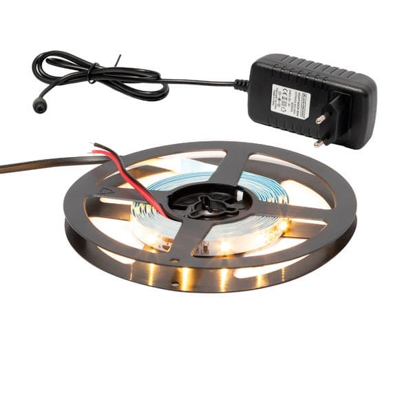 Fita de Led Luz Amarela IP20 5W Bivolt Black & Decker 5m