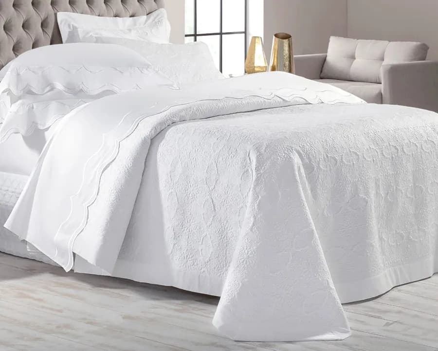 Colcha Matelassê Imperatriz King com 2 Porta Travesseiros - Percal 600 Fios - Naturalle Fashion