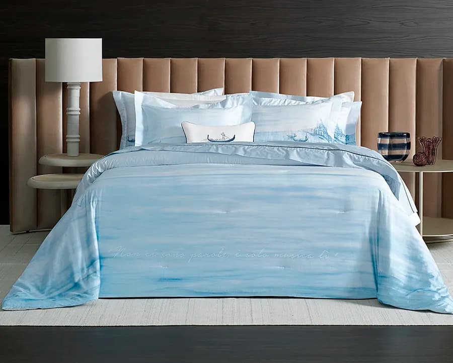 Colcha Matelassê La Venezia Queen com 2 Porta Travesseiros - Cetim 300 Fios - Trussardi