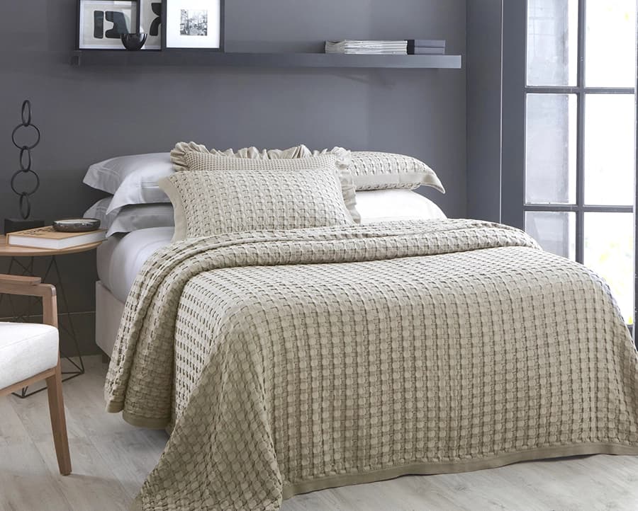 Colcha Portuguesa Linen Braga King com 2 Porta Travesseiros - Naturalle Fashion