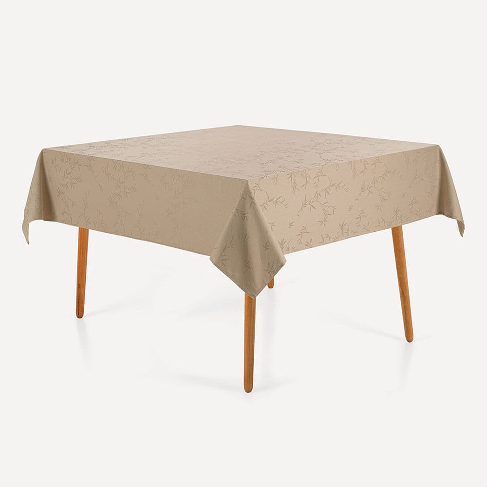 Toalha de Mesa 8 Lugares 2,20m x 2,20m Veríssimo Amendoa