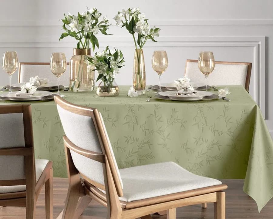 Toalha de Mesa Karsten Celebration Veríssimo - Retangular - 1.60x2.70m