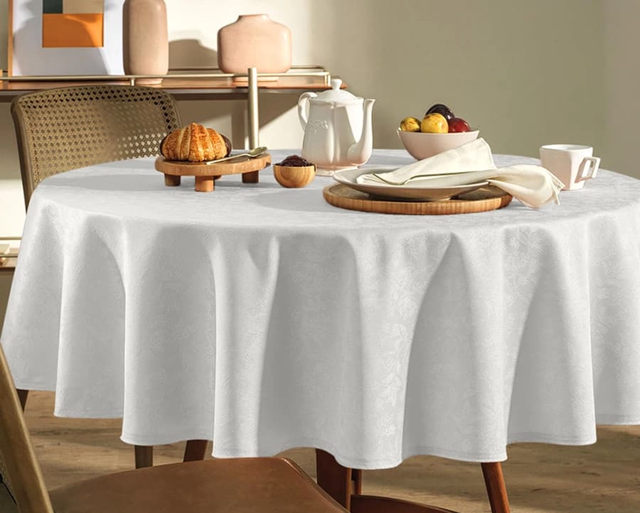 Toalha de Mesa Karsten Sempre Limpa Jacquard Delicata - Quadrada - 1.80x1.80m