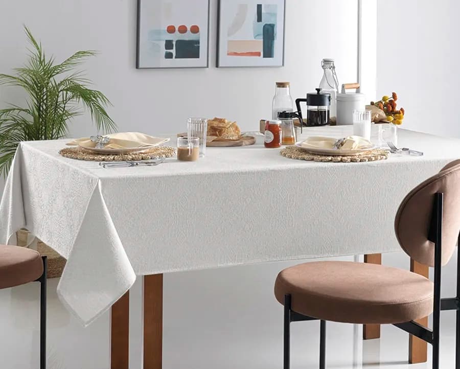 Toalha de Mesa Karsten Sempre Limpa Jacquard Vilares - Retangular - 1.60x2.20m